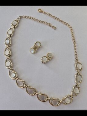 Gold Tone Opal Link Necklace and Clip-On Earrings Set
